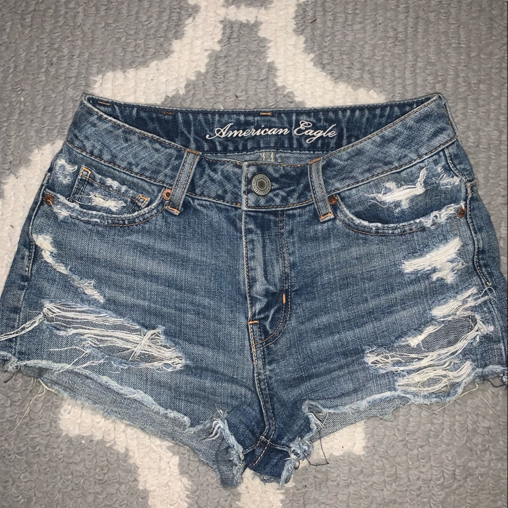 American Eagle medium wash mid-rise shorts